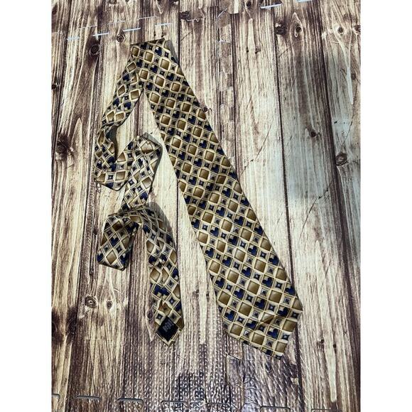 Vintage Disney World Mickey Mouse Mens Tie Silk - Picture 2 of 9